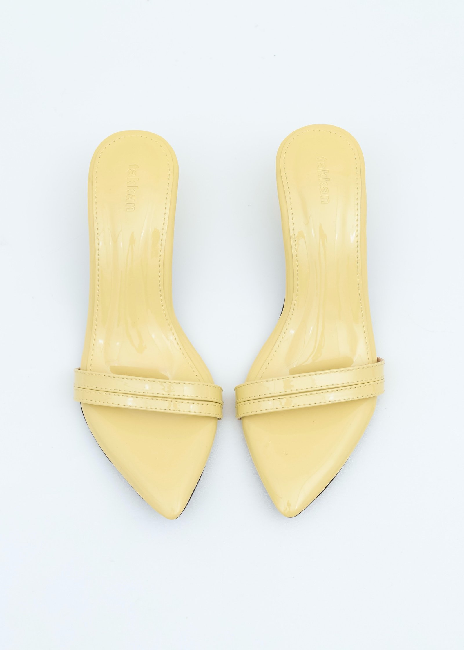 Deborah Heels in Butter