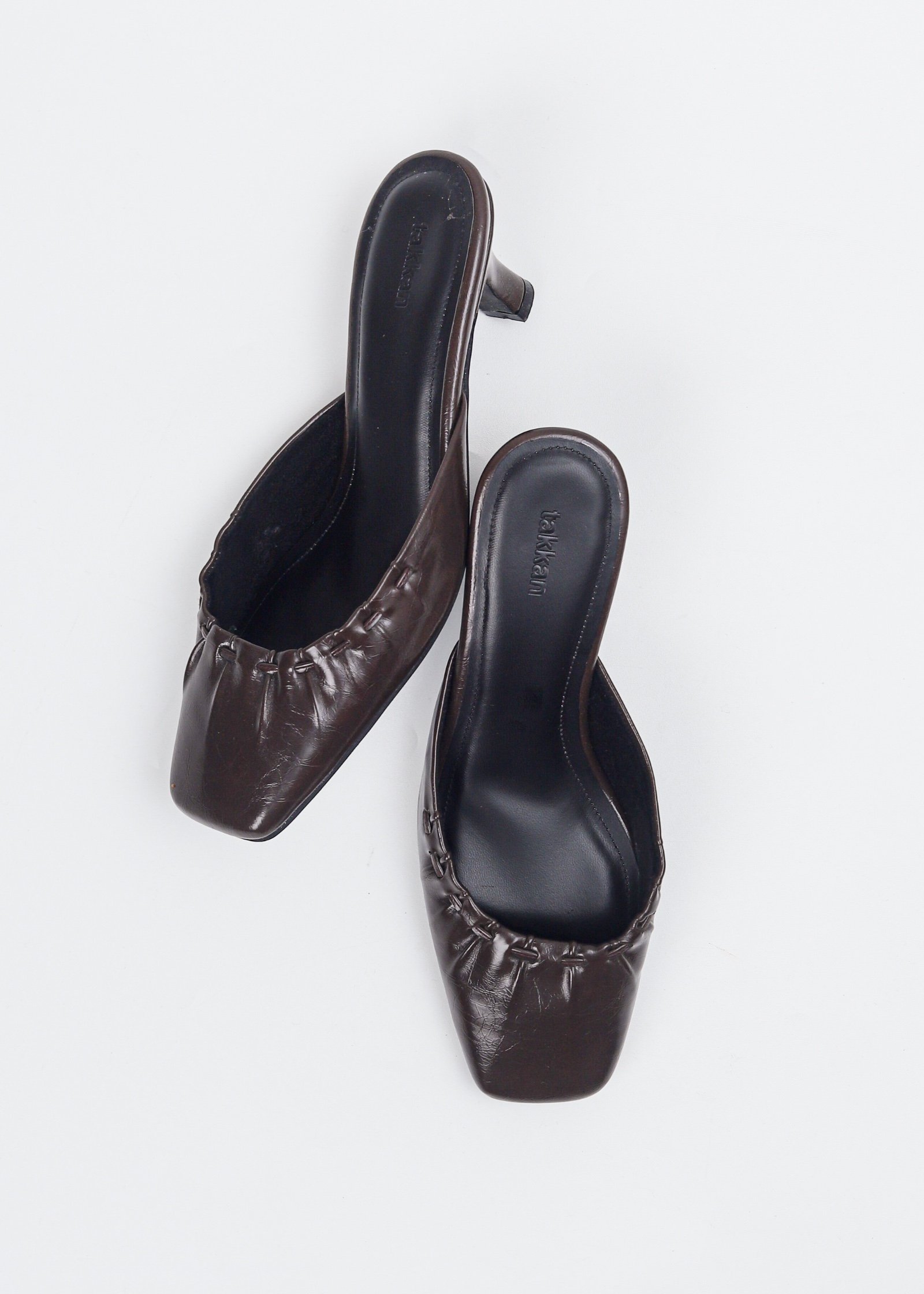 Jill Heels in Coffee
